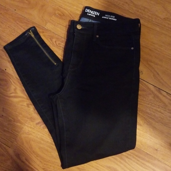 Levi's Denim - Dark Denizen by Levi's High-Rise Ankle Skinny Jean